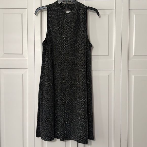 Dresses & Skirts - Women’s size medium shimmer dress. Excellent condition